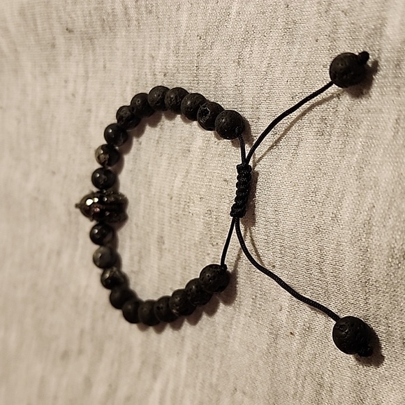 Spartan Helmet Agate Beaded Bracelet - Picture 6 of 6